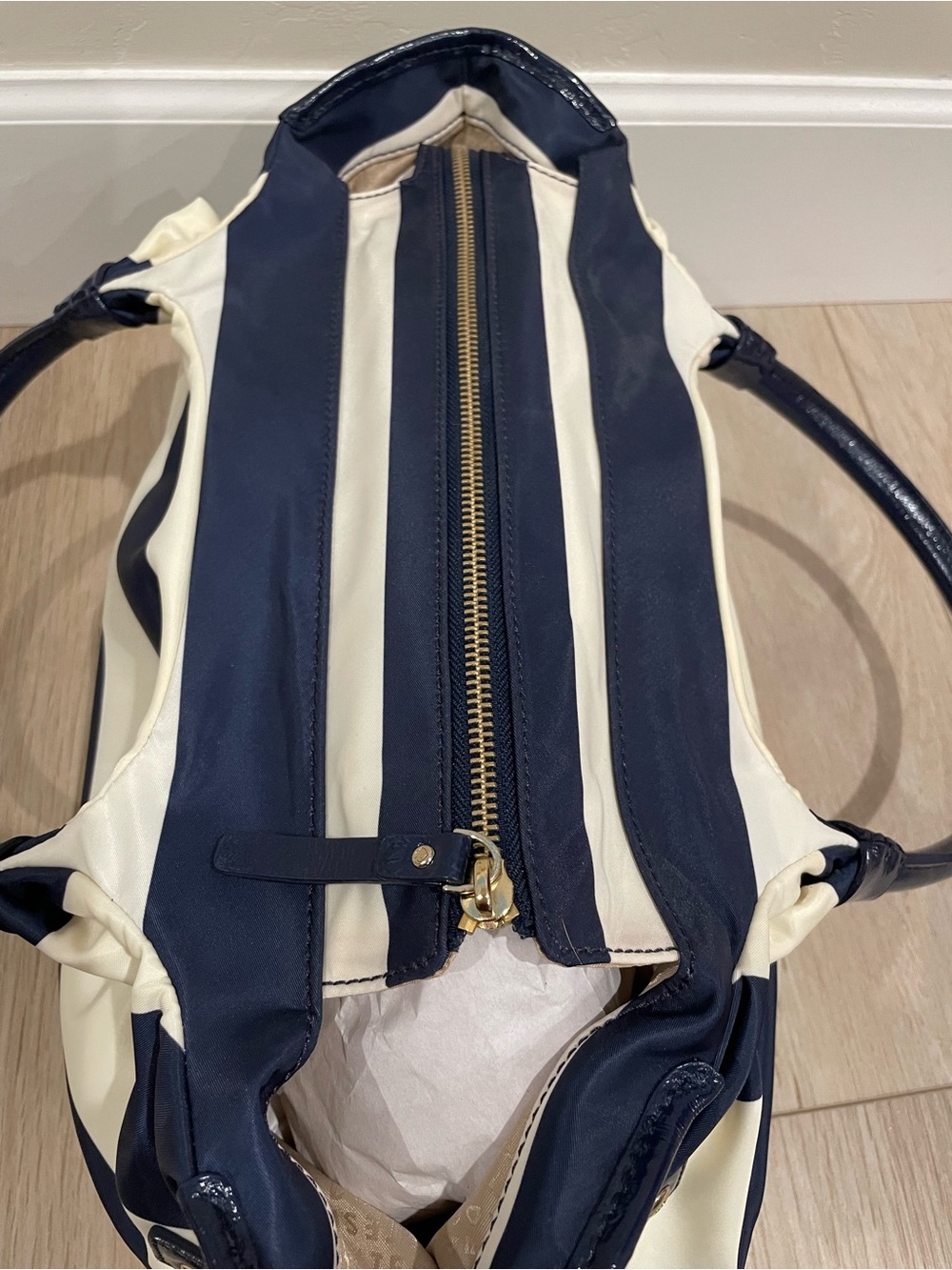 NWOT Kate Spade Navy and Cream Striped Women’s Nylon Tote Bag - Picture 5 of 12
